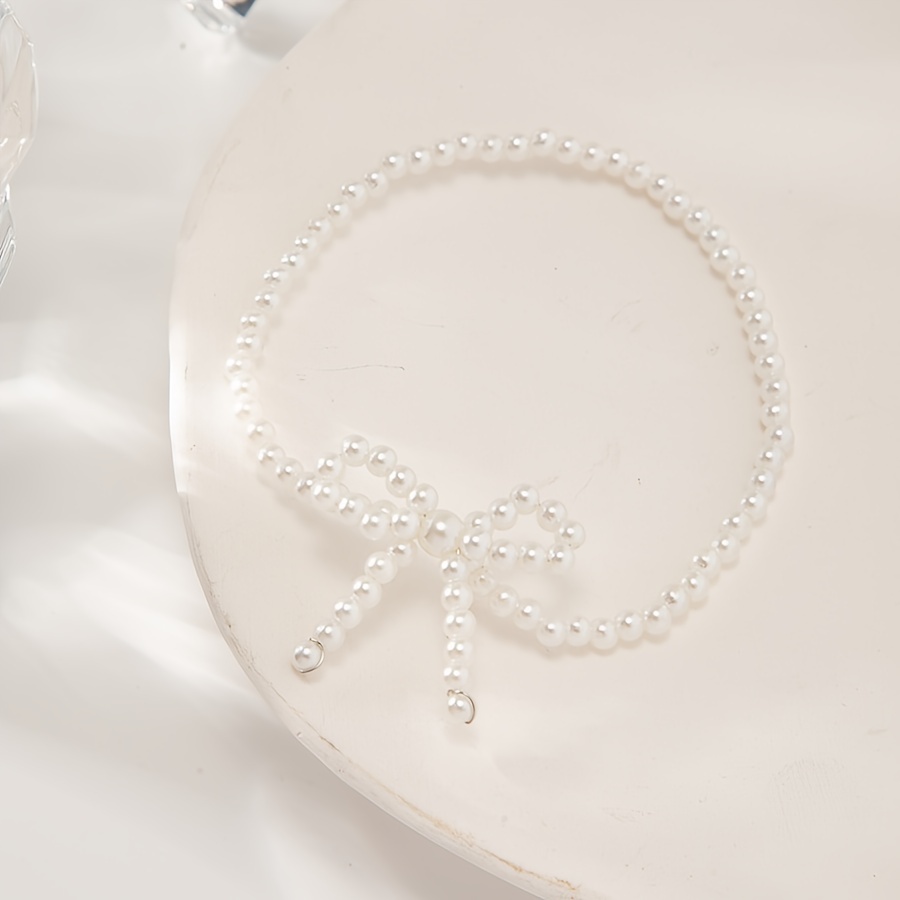 Women's Beaded Bracelet with Bow & Personalized Design